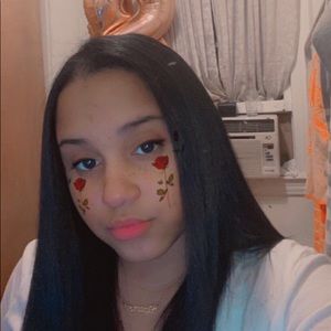 Meet your Posher, Ambar